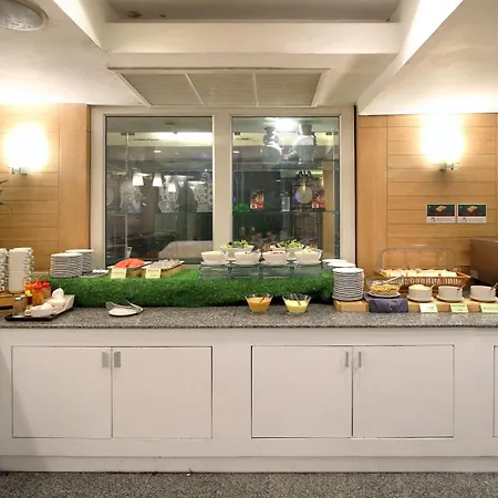 Ten Stars Hotel