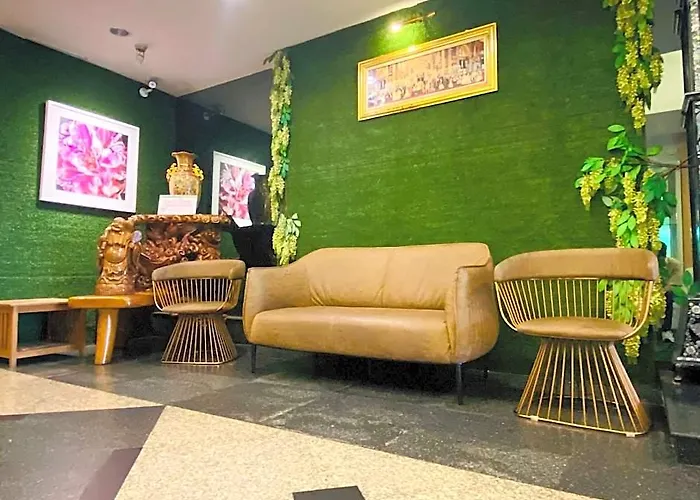 Stars Hotel